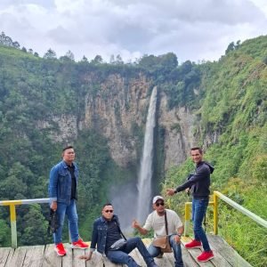 air terjun sipiso piso